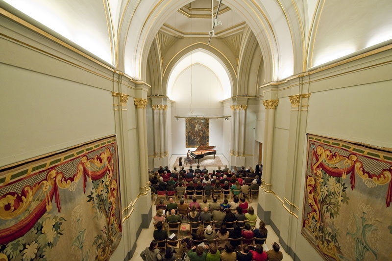 Concierto de piano en la capilla. Foto: Michel Bricteaux Concierto de piano en la capilla. Foto: Michel Bricteaux
