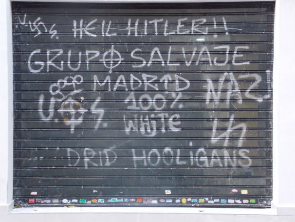 Pintada 1 Mensajes neonazis en las inmediaciones del Bernabéu