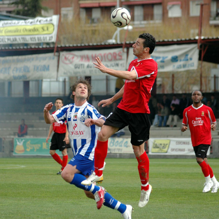 cobeña El mayor éxito de Cobeña fue jugar en Segunda B