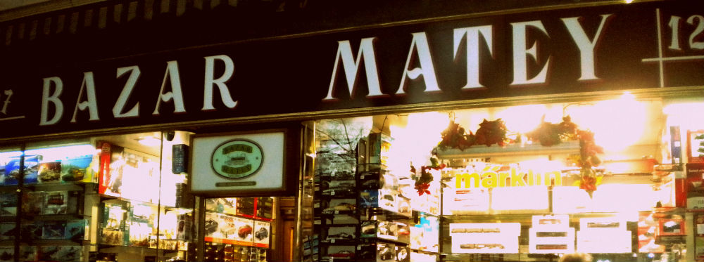 Fachada Bazar Matey Fachada del Bazar Matey