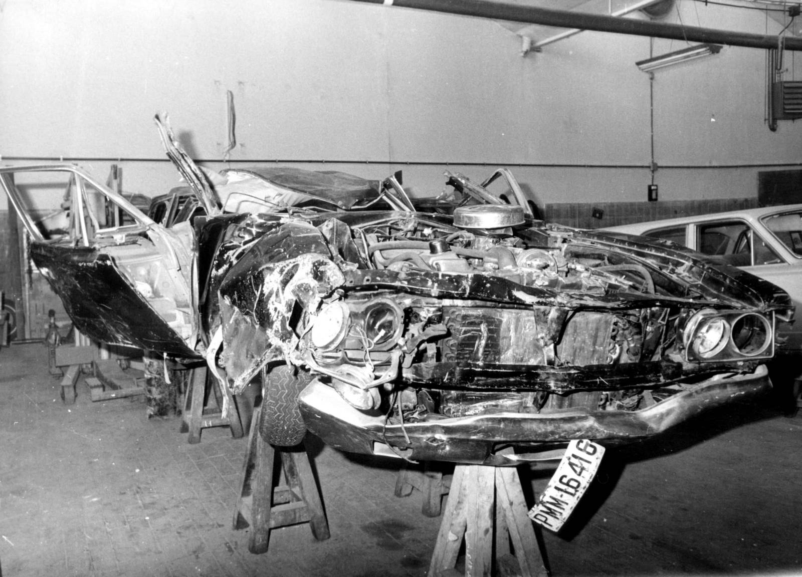 Así quedó el coche de Carrero Blanco tras el atentado. Foto: ABC Así quedó el coche de Carrero Blanco tras el atentado. Foto: ABC