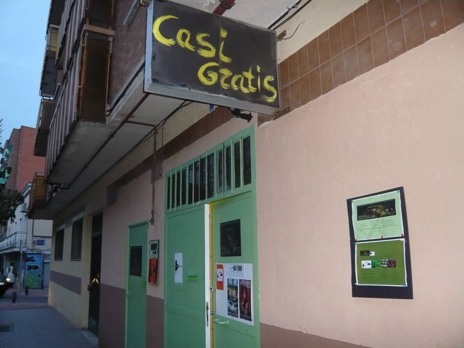 «Microteatro casi gratis», en la calle Jacinto Benavente 1 de Leganés «Microteatro casi gratis», en la calle Jacinto Benavente 1 de Leganés