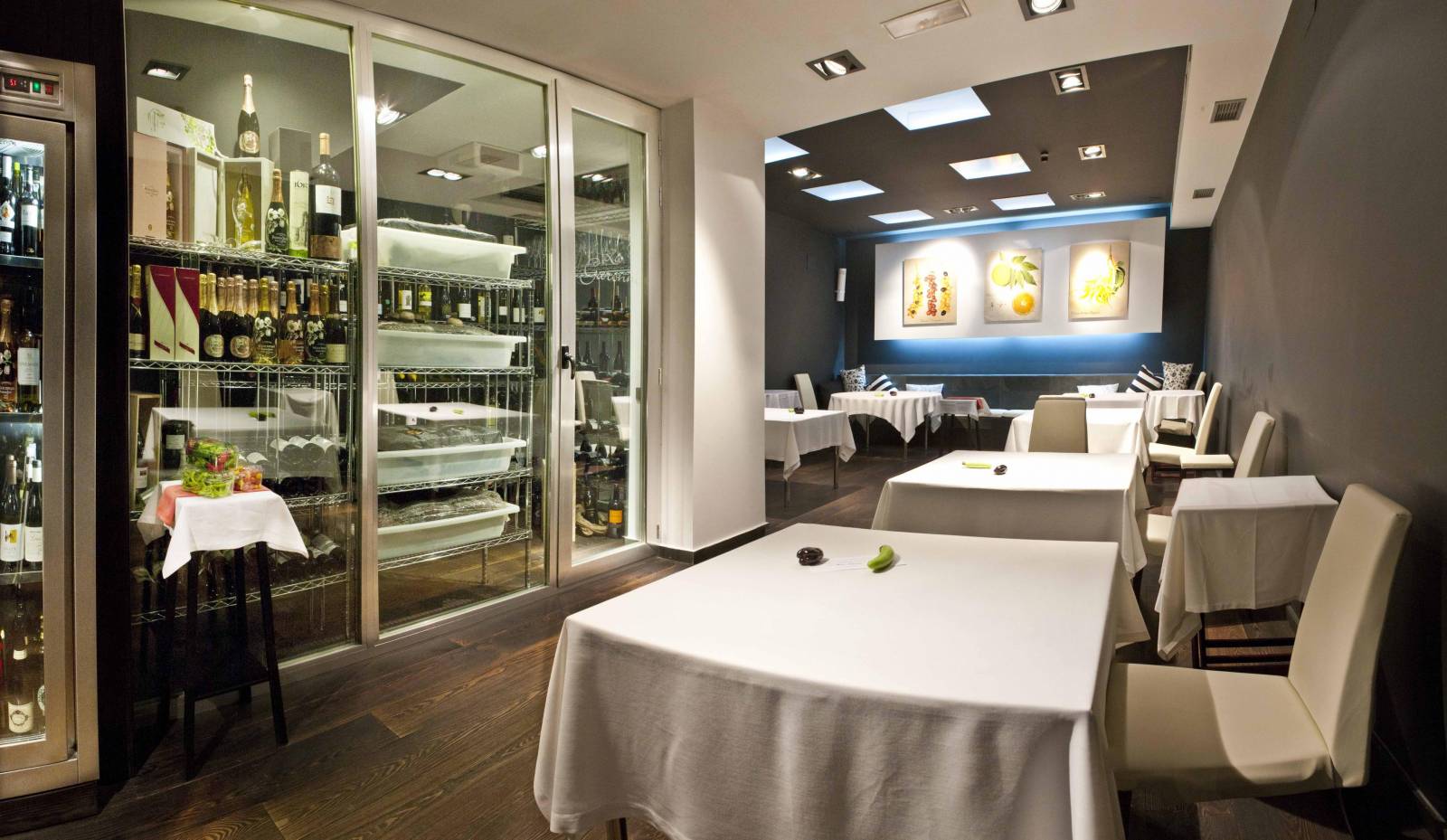 Wine bar