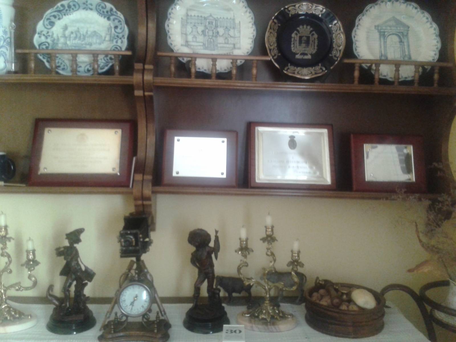 vitrina Vitrina del gran pregonero de Alcalá de Henares. Foto: B.G.