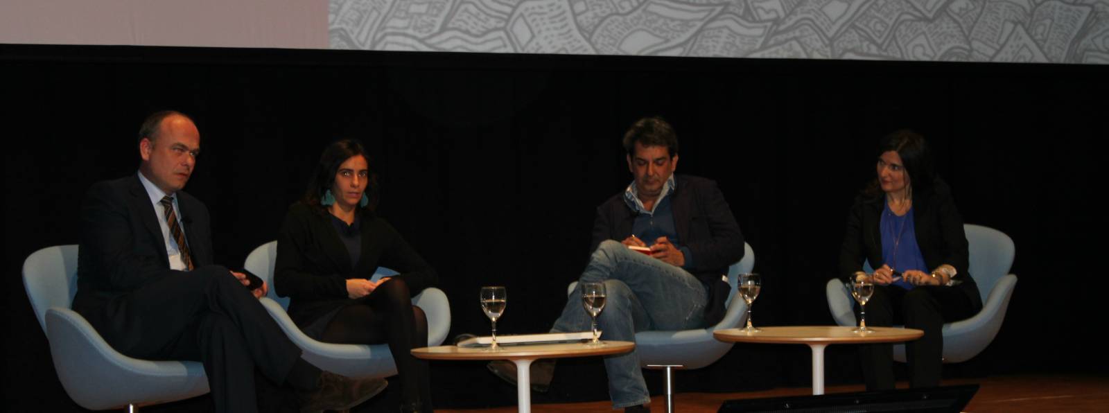 MIguel Mora en el coloquio con otros corresponsales MIguel Mora en el coloquio con otros corresponsales