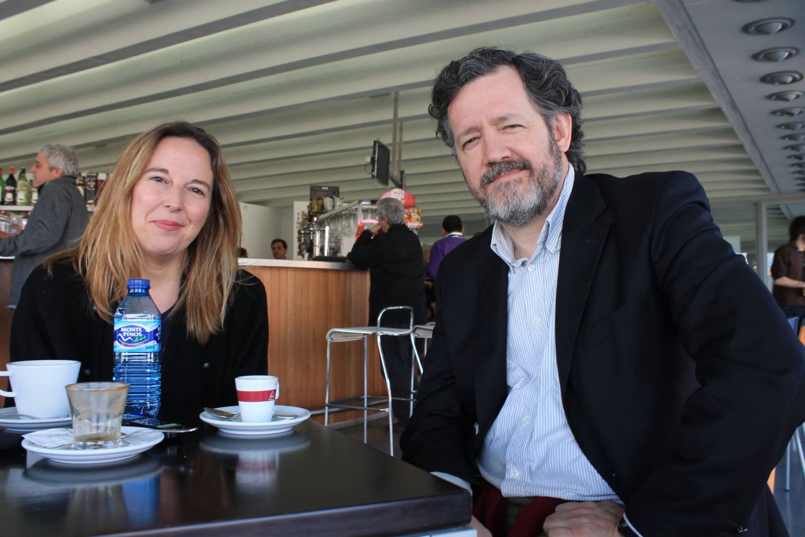 Patricia Fernández de Lis y Pedro de Alzaga durante la entrevista. Fot: C.S Patricia Fernández de Lis y Pedro de Alzaga durante la entrevista. Fot: C.S