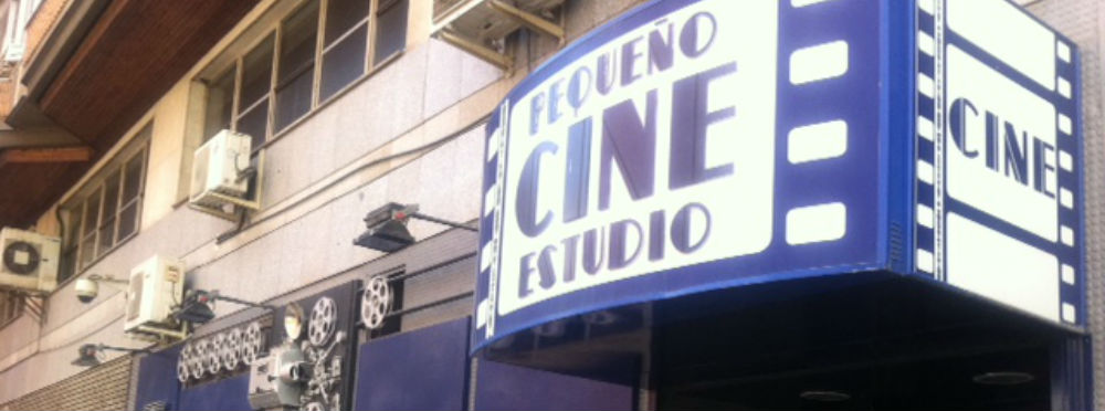 La fachada del Cine Estudio