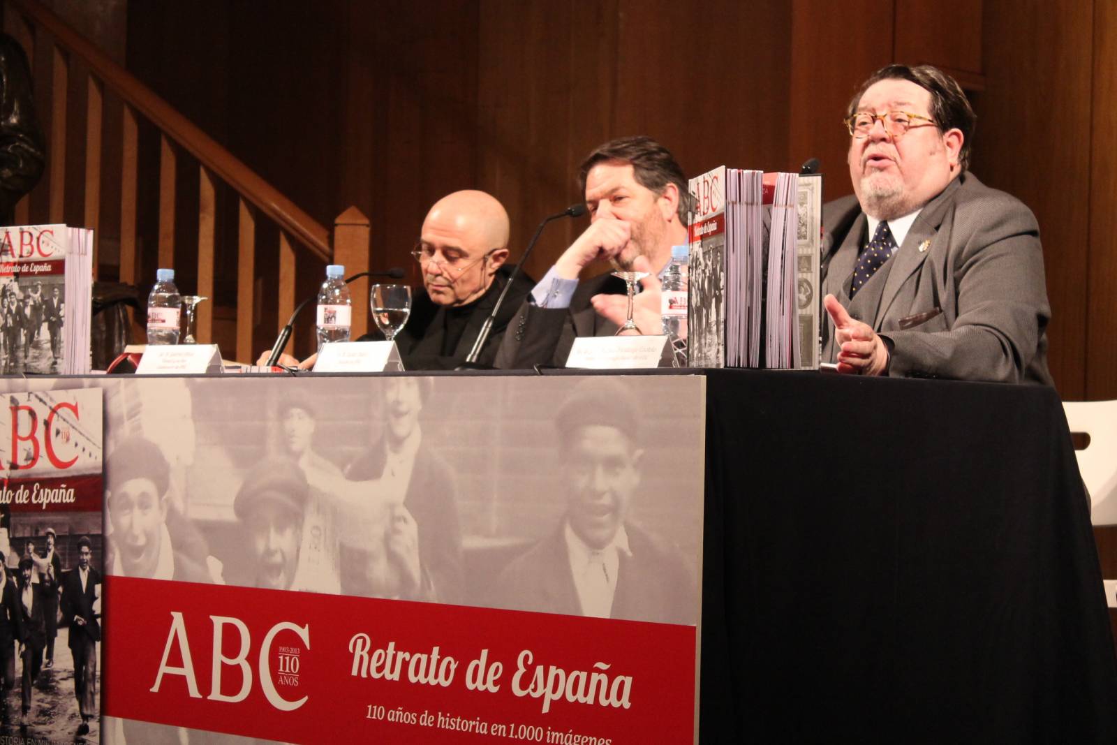 De izquierda a derecha; Gabriel Albiac, Bieito Rubido y José Miguel Santiago Castelo De izquierda a derecha; Gabriel Albiac, Bieito Rubido y José Miguel Santiago Castelo
