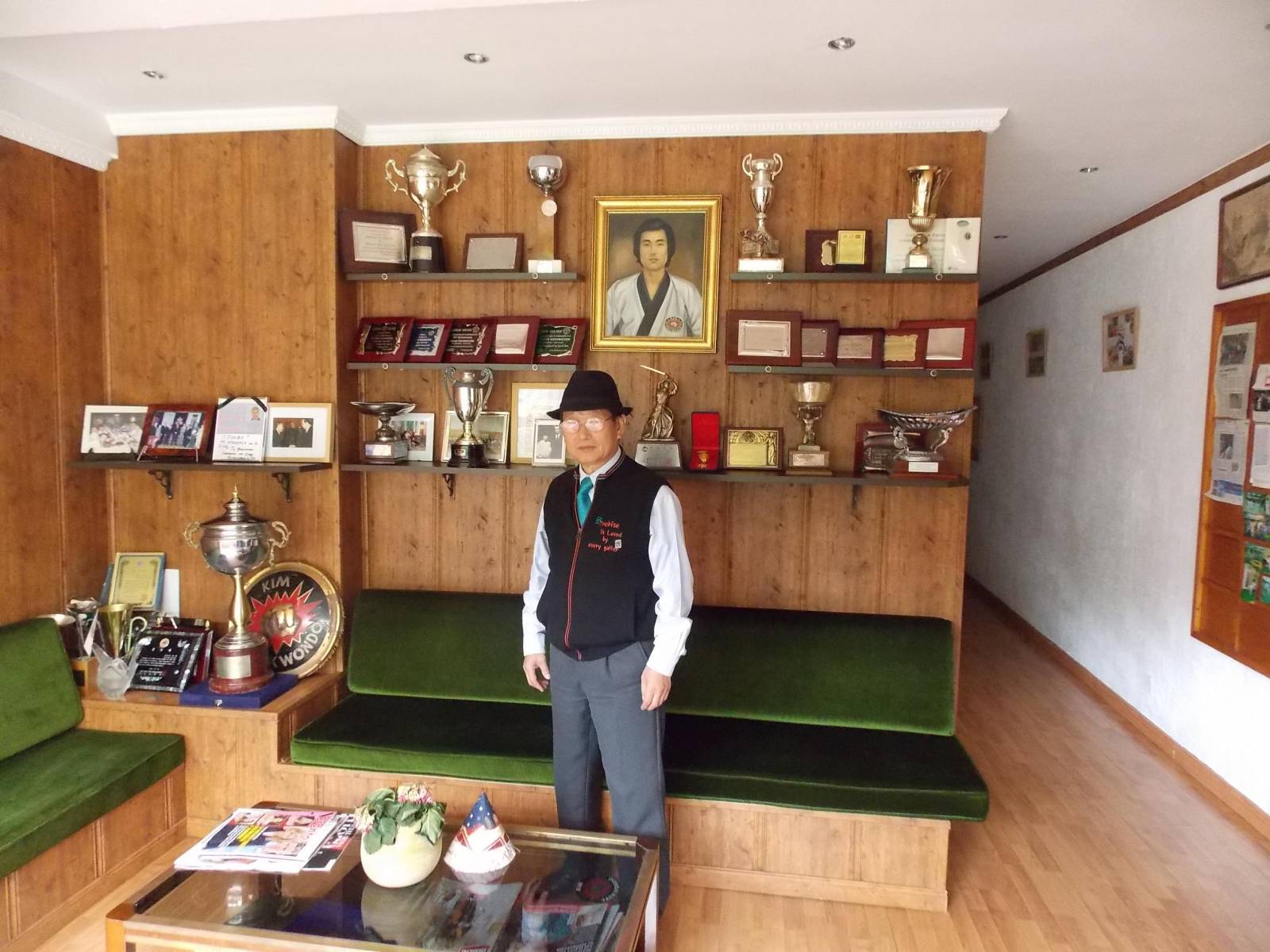 El norcoreano Kim Jae Won, en la recepción de su gimnasio