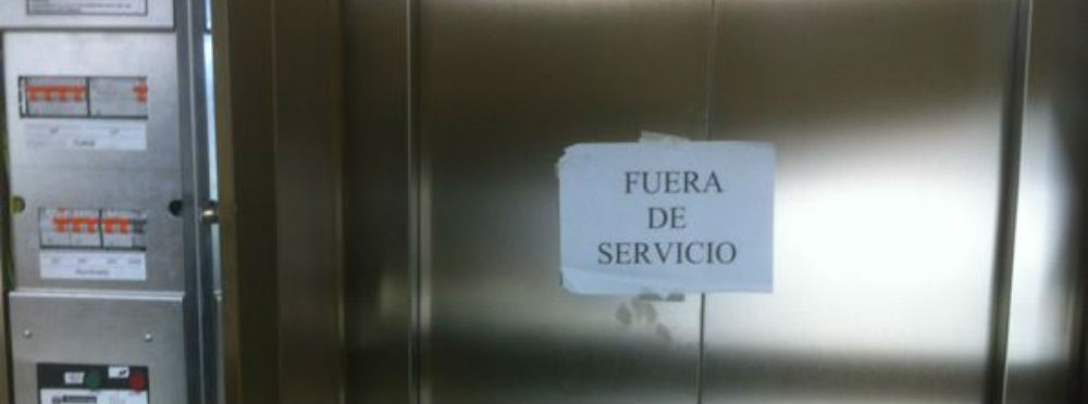 ascensor Un ascensor fuera de servicio