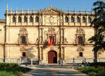 Fachada Universidad Cisneariana. Foto: Ayto. de Alcalá de Henares Fachada Universidad Cisneariana. Foto: Ayto. de Alcalá de Henares