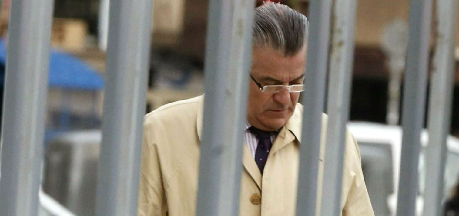 Luis Bárcenas a su llegada a los juzgados de Plaza de Castilla para declarar por un supuesto delito de injurias contra la exministra de Exteriores, Ana Palacio, por los denominados "papeles de Bárcenas".  Foto: Juan Carlos Hidalgo/ EFE