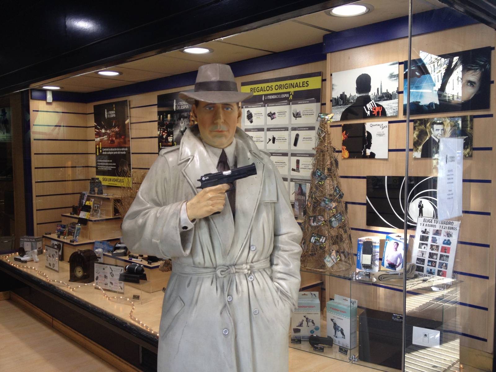 Tienda de espias