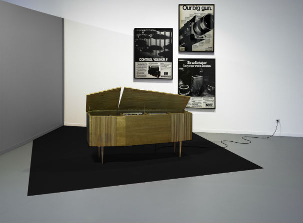 «Encounters with the Inorganic II: Golden Voices», de David Ferrando Giraut