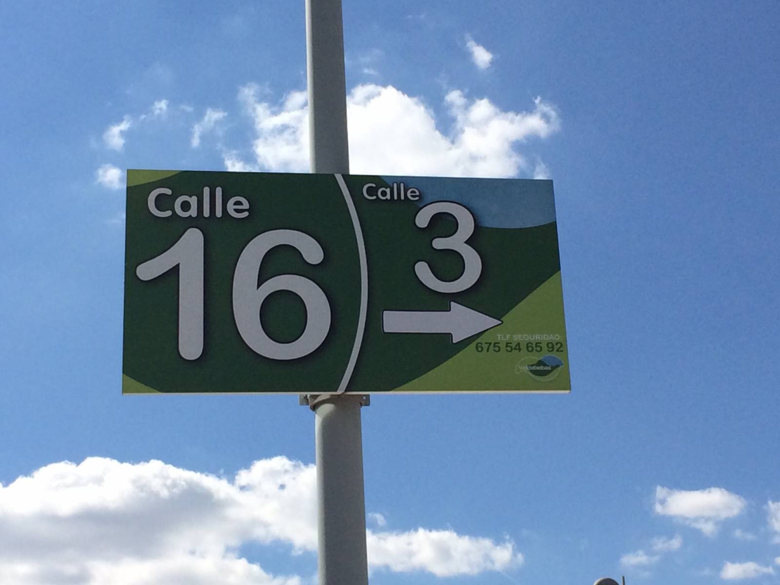 Un cartel señalizador de las calles