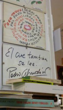 Dedicatoria de Almodóvar. Foto: L.M.C.