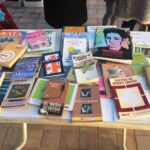 Stand de libros en La Gasolinera Foto: Gabriela Ponte